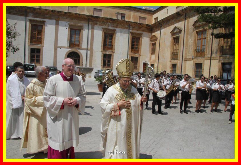 180806 Pontificale 140_tn_tm.jpg